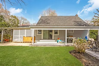 360 Renee Drive, Bayport, NY 11705 - Photo 21