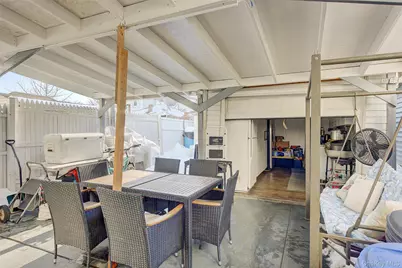 8848 201 St, Hollis, NY 11423 - Photo 33