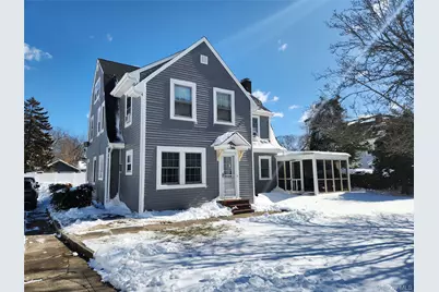 268 Locust Avenue, Freeport, NY 11520 - Photo 17