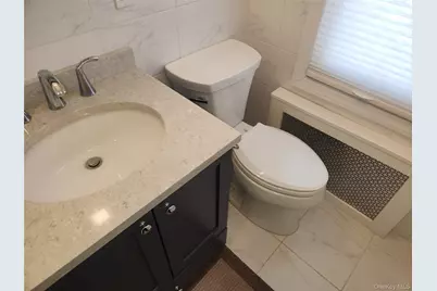 268 Locust Avenue, Freeport, NY 11520 - Photo 13