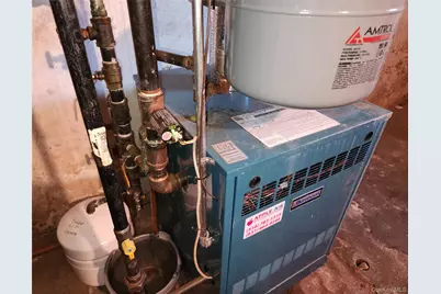 268 Locust Avenue, Freeport, NY 11520 - Photo 19