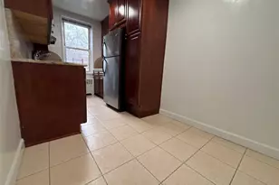 50 S Middle Neck Rd, Great Neck, NY 11021 - Photo 11