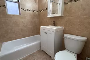 50 S Middle Neck Rd, Great Neck, NY 11021 - Photo 15