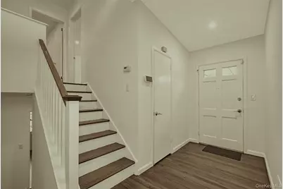 415 Pinebrook Boulevard, New Rochelle, NY 10804 - Photo 3