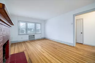 21 Twin Lawns Ave, Hicksville, NY 11801 - Photo 15