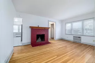 21 Twin Lawns Ave, Hicksville, NY 11801 - Photo 13