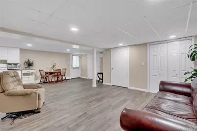 45 Gregory Avenue, Merrick, NY 11566 - Photo 33