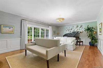 10 Middle Hollow Road, Lloyd Harbor, NY 11743 - Photo 5