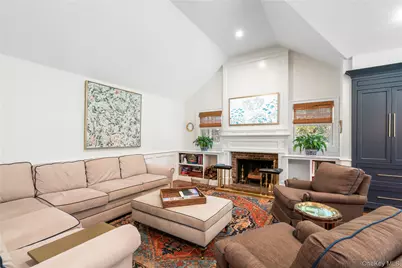 10 Middle Hollow Road, Lloyd Harbor, NY 11743 - Photo 11