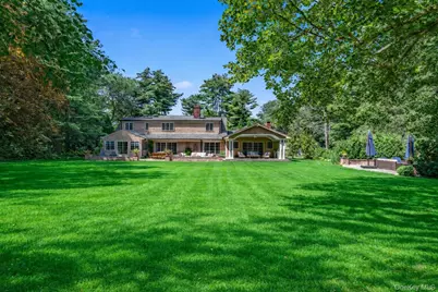 10 Middle Hollow Road, Lloyd Harbor, NY 11743 - Photo 37