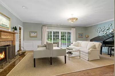 10 Middle Hollow Road, Lloyd Harbor, NY 11743 - Photo 7