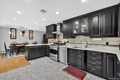 69 S Airmont Road, Suffern, NY 10901 - Photo 11