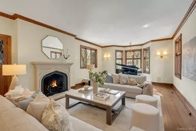 15 Carstensen Road, Scarsdale, NY 10583 - Photo 3