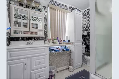 2721 Coldspring Road, Far Rockaway, NY 11691 - Photo 15