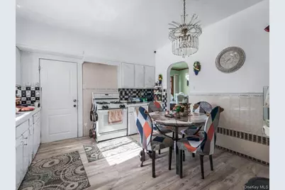 2721 Coldspring Road, Far Rockaway, NY 11691 - Photo 5