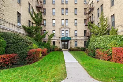43 Calton Road #4A, New Rochelle, NY 10804 - Photo 1