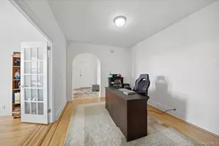 43 Calton Rd, New Rochelle, NY 10804 - Photo 9