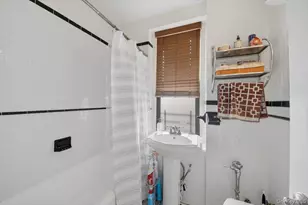 43 Calton Rd, New Rochelle, NY 10804 - Photo 17