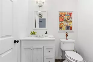 74 Old Post Ln, Mamaroneck, NY 10543 - Photo 11