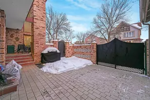 63-72 74th St, Middle Village, NY 11379 - Photo 35