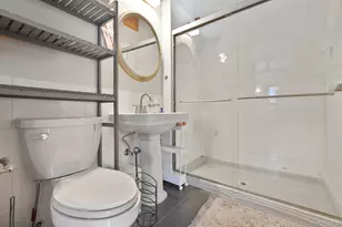 63-72 74th St, Middle Village, NY 11379 - Photo 19