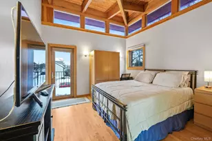 63-72 74th St, Middle Village, NY 11379 - Photo 17