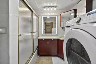 63-72 74th St, Middle Village, NY 11379 - Photo 27