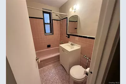 277 Bronx River Road #3M, Yonkers, NY 10704 - Photo 9