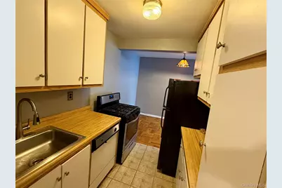 277 Bronx River Road #3M, Yonkers, NY 10704 - Photo 3