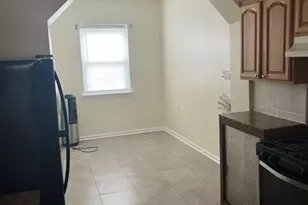 169 Tibbetts Rd, Yonkers, NY 10705 - Photo 3