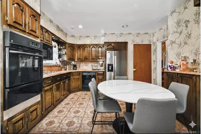 56-47 185th Street, Fresh Meadows, NY 11365 - Photo 5