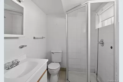 64 Watchogue Road, New York, NY 10314 - Photo 21