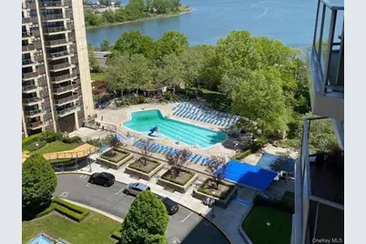 18-15 215 Street #PH F, Bayside, NY 11360 - Photo 17