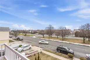 325 E Park Ave, Long Beach, NY 11561 - Photo 13