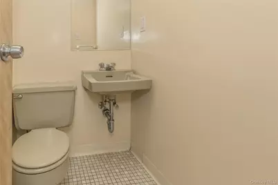 325 E Park Avenue, Long Beach, NY 11561 - Photo 41