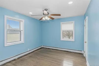 325 E Park Avenue, Long Beach, NY 11561 - Photo 21