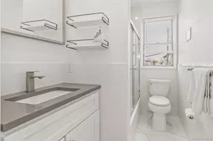 325 E Park Ave, Long Beach, NY 11561 - Photo 23