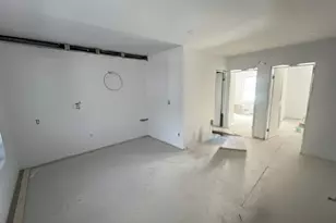 93-07 69th Ave, Forest Hills, NY 11375 - Photo 11