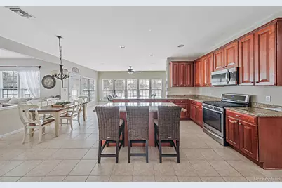 27 Avolet Court, Mount Sinai, NY 11766 - Photo 13