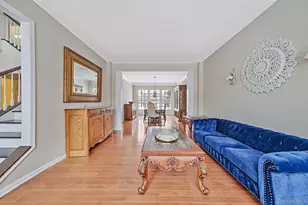 27 Avolet Ct, Mount Sinai, NY 11766 - Photo 7