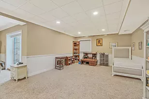 27 Avolet Ct, Mount Sinai, NY 11766 - Photo 31