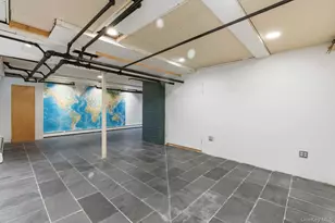 79 Red Ground Rd, Roslyn Heights, NY 11577 - Photo 19