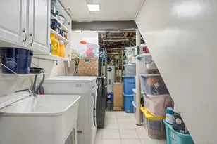 481 May Ln, East Meadow, NY 11554 - Photo 31