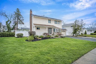 481 May Lane, East Meadow, NY 11554 - Photo 3