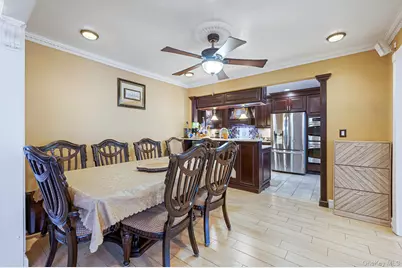 481 May Lane, East Meadow, NY 11554 - Photo 9