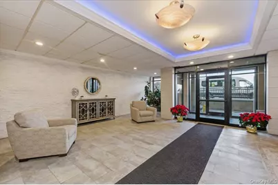 740 E Broadway #2J, Long Beach, NY 11561 - Photo 3