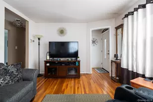 449 51st St, Lindenhurst, NY 11757 - Photo 3