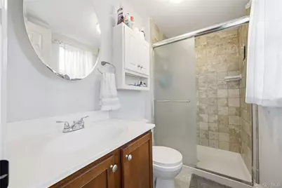 147 Ruth Street, West Islip, NY 11795 - Photo 19