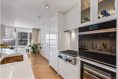 1805 215th Street #8M, Bayside, NY 11360 - Photo 11