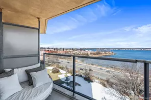 1805 215th St, Bayside, NY 11360 - Photo 23